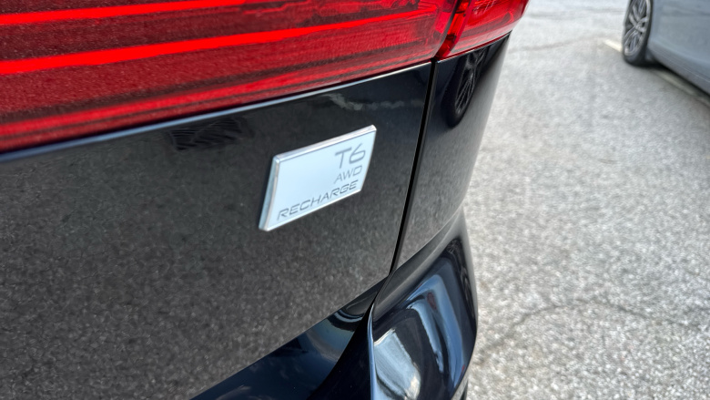 Volvo XC60 2.0 T6 [350] RC PHEV Plus Dark 5dr AWD Geartronic Estate